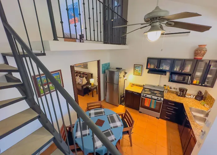 Casa Shearwater - Modern Loft Near The Coco